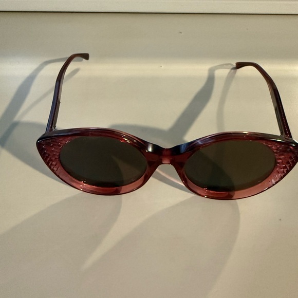 Bottega Veneta women’s sunglasses - Picture 10 of 14